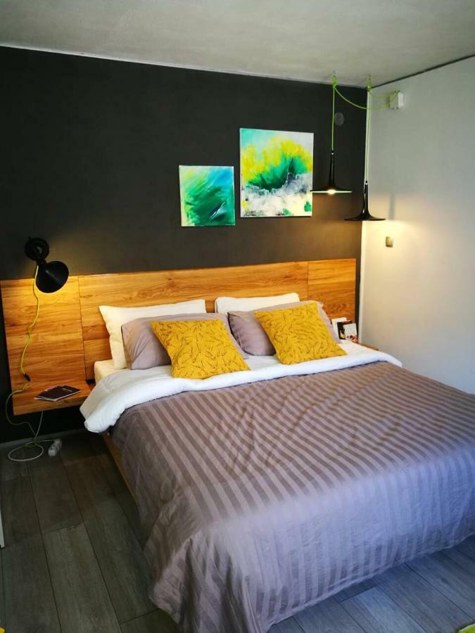 Cres Art Studio Lime Apartment Eksteriør bilde