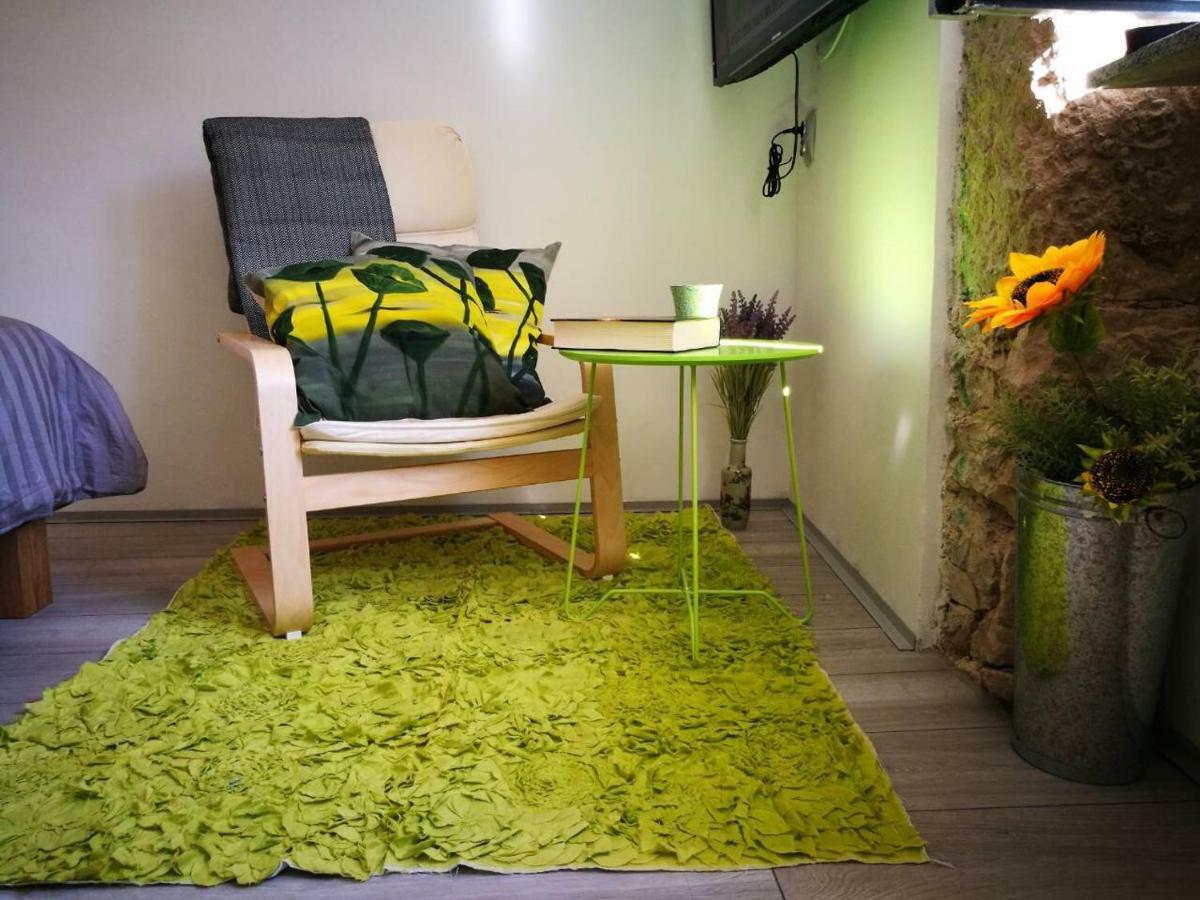 Cres Art Studio Lime Apartment Eksteriør bilde