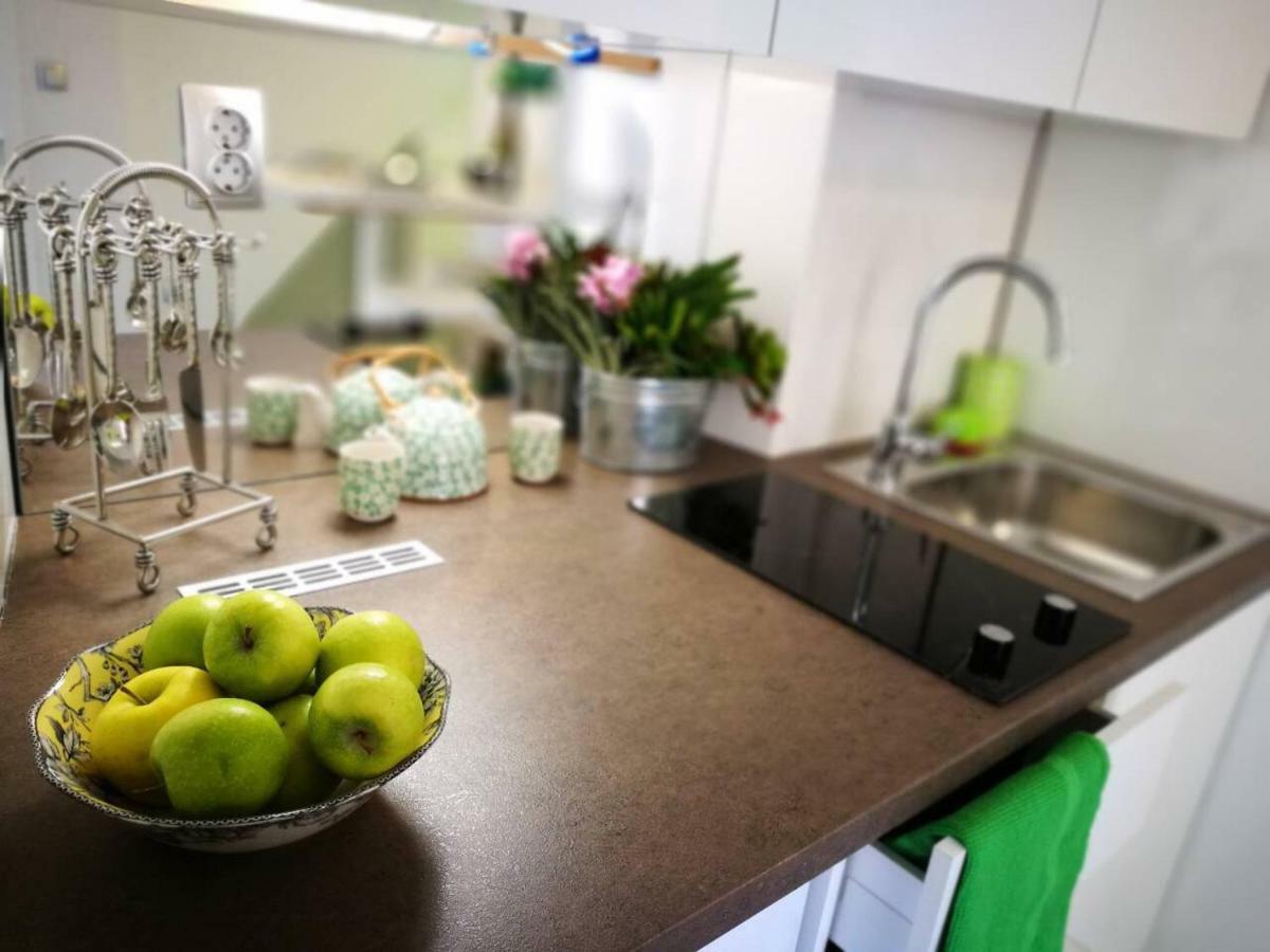 Cres Art Studio Lime Apartment Eksteriør bilde